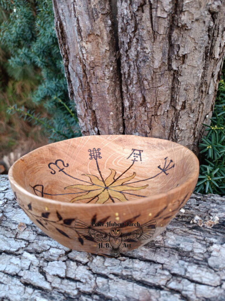 Kolo roka - miska - Wheel of the year - wooden bowl