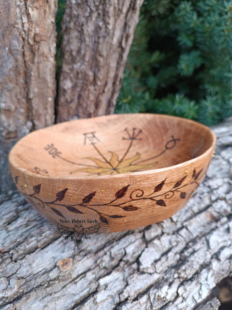 Kolo roka - miska - Wheel of the year - wooden bowl